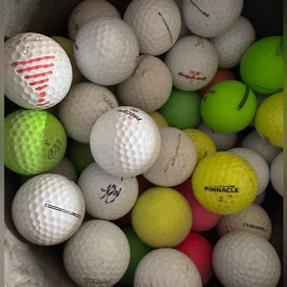 Golf balls random or you can request a color